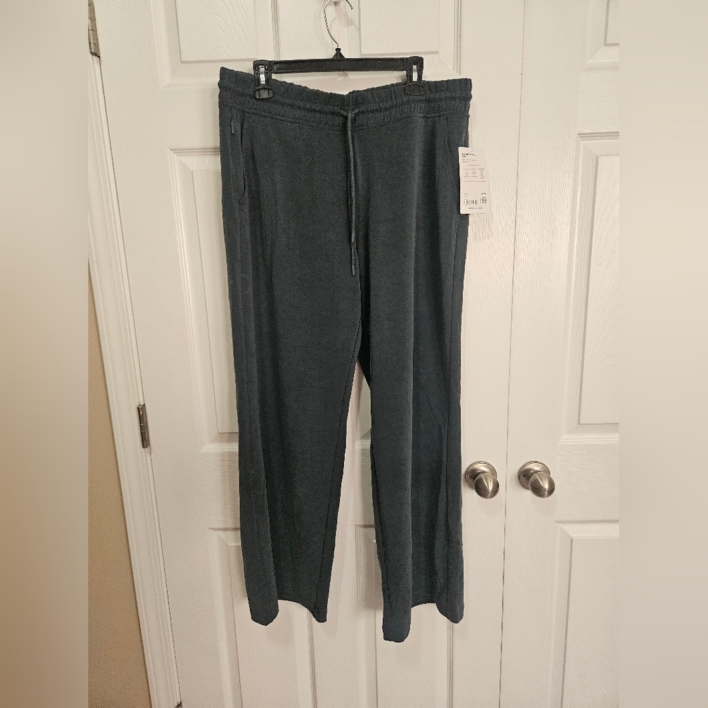 Athleta NWT Seasoft Straight Pant XL - Picture 2 of 7